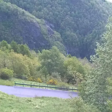 Un Passo Dal Lago *